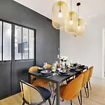 Charming Apartment - 3Br-8P - Le Marais
